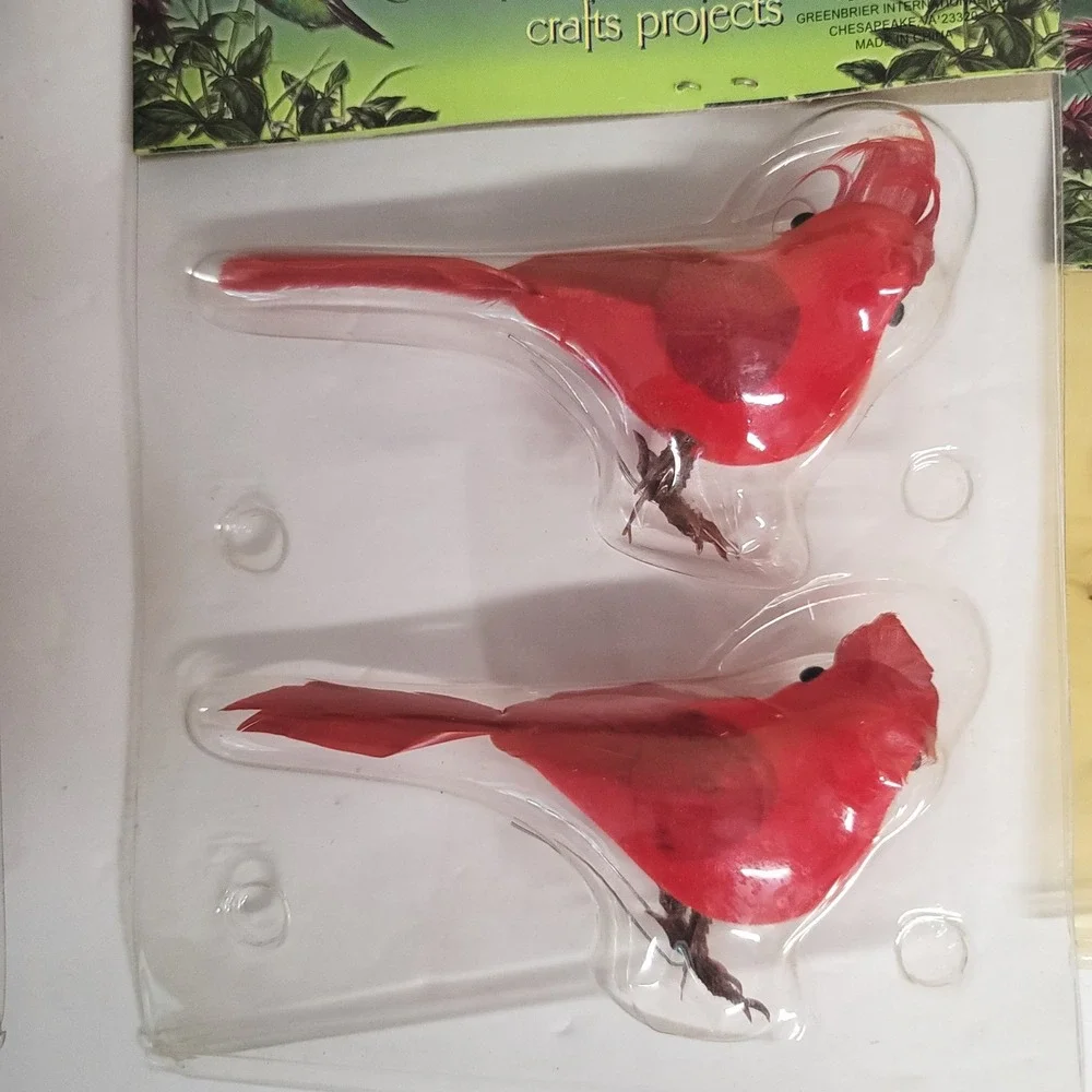 Birds of a Feather Craft Lot 11 Cardinals &‎ Sparrows/4 Butterflies Floral Decor